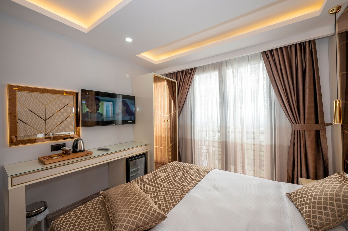 Luxury Airport Hotel-Turkey-Arnavutköy-Room-7