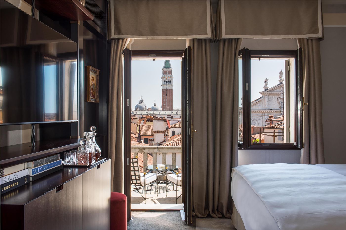 Nolinski-Venezia-Room-36