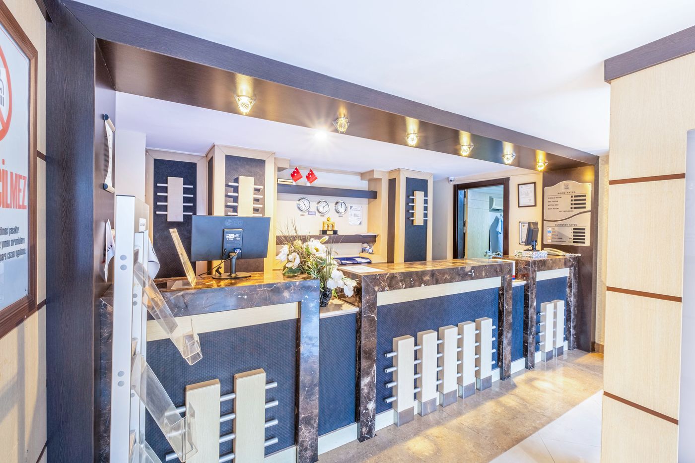 Viking-Nona-Beach-Lobby-37