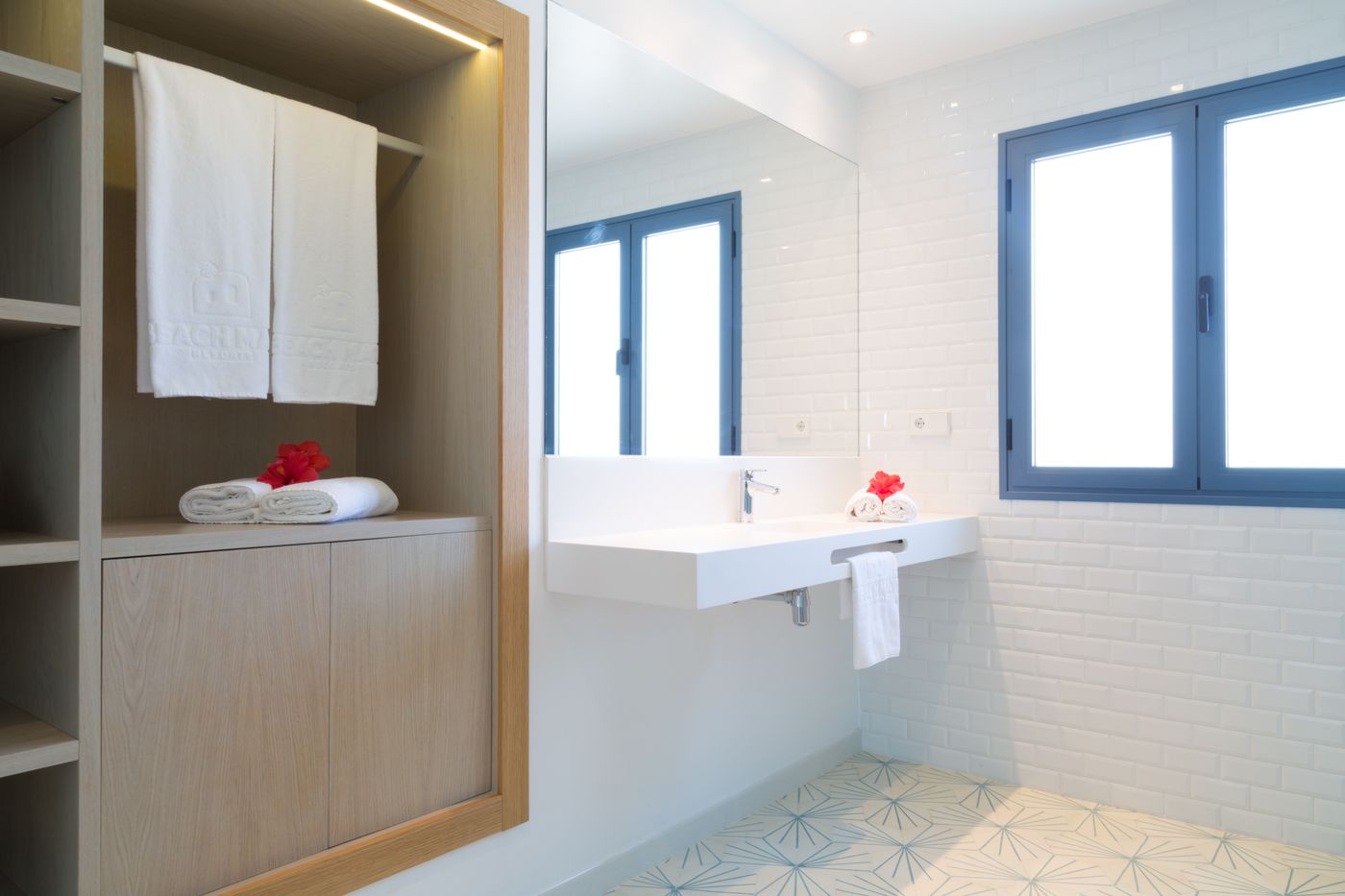 Oasis-Lanz-Beach-Mate-Room-42