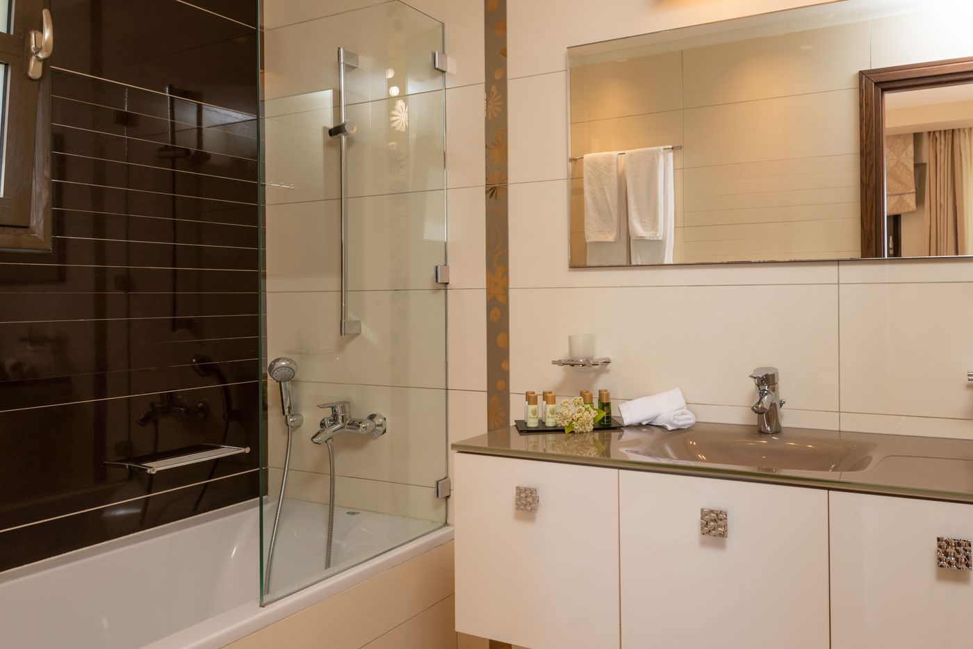 Sivota-Diamond-Room-58