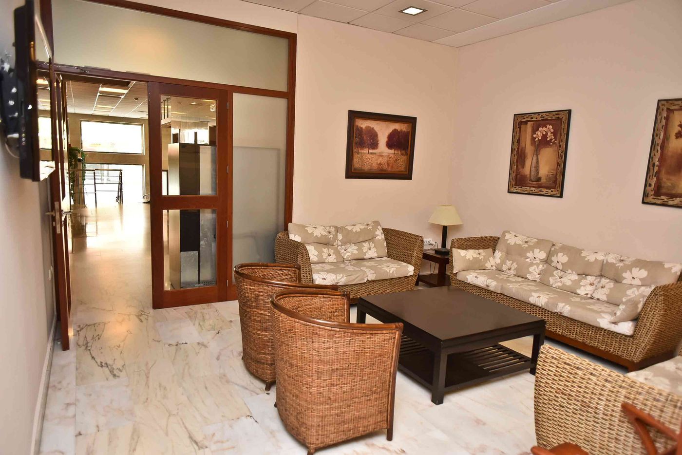 Adsubia-Restaurant-30