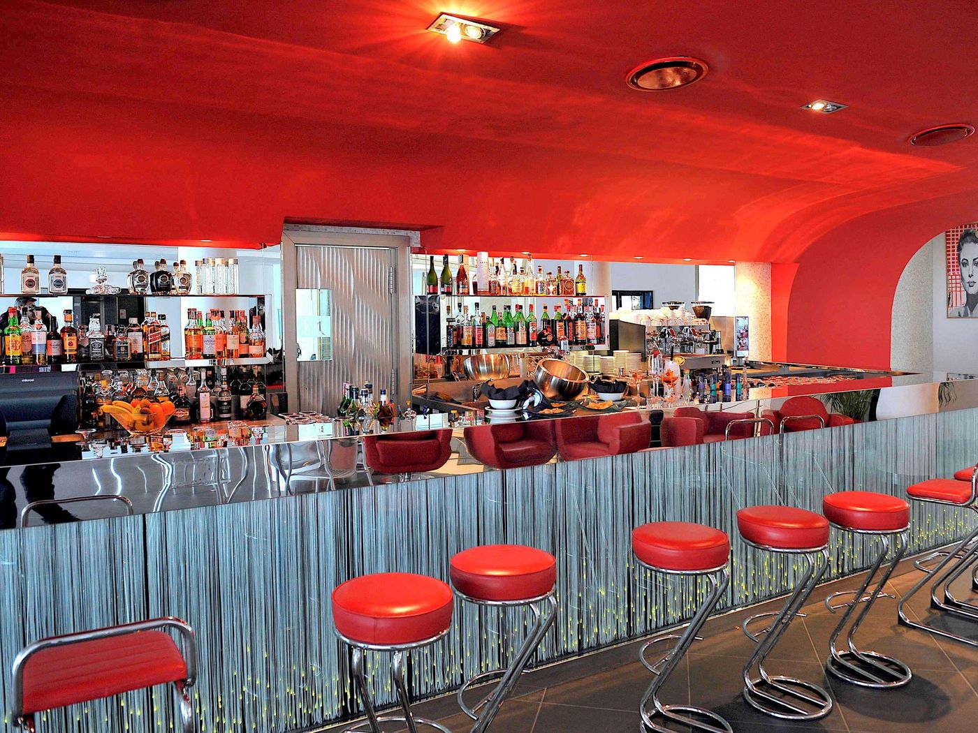 Mercure-Olbia-Bar-37