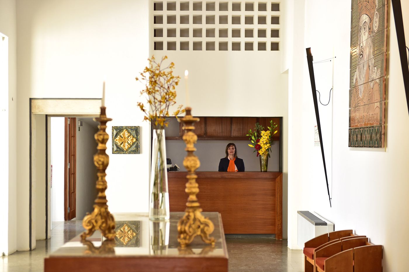 Pousada-Castelo-de-Alcacer-do-Sal-Lobby-18