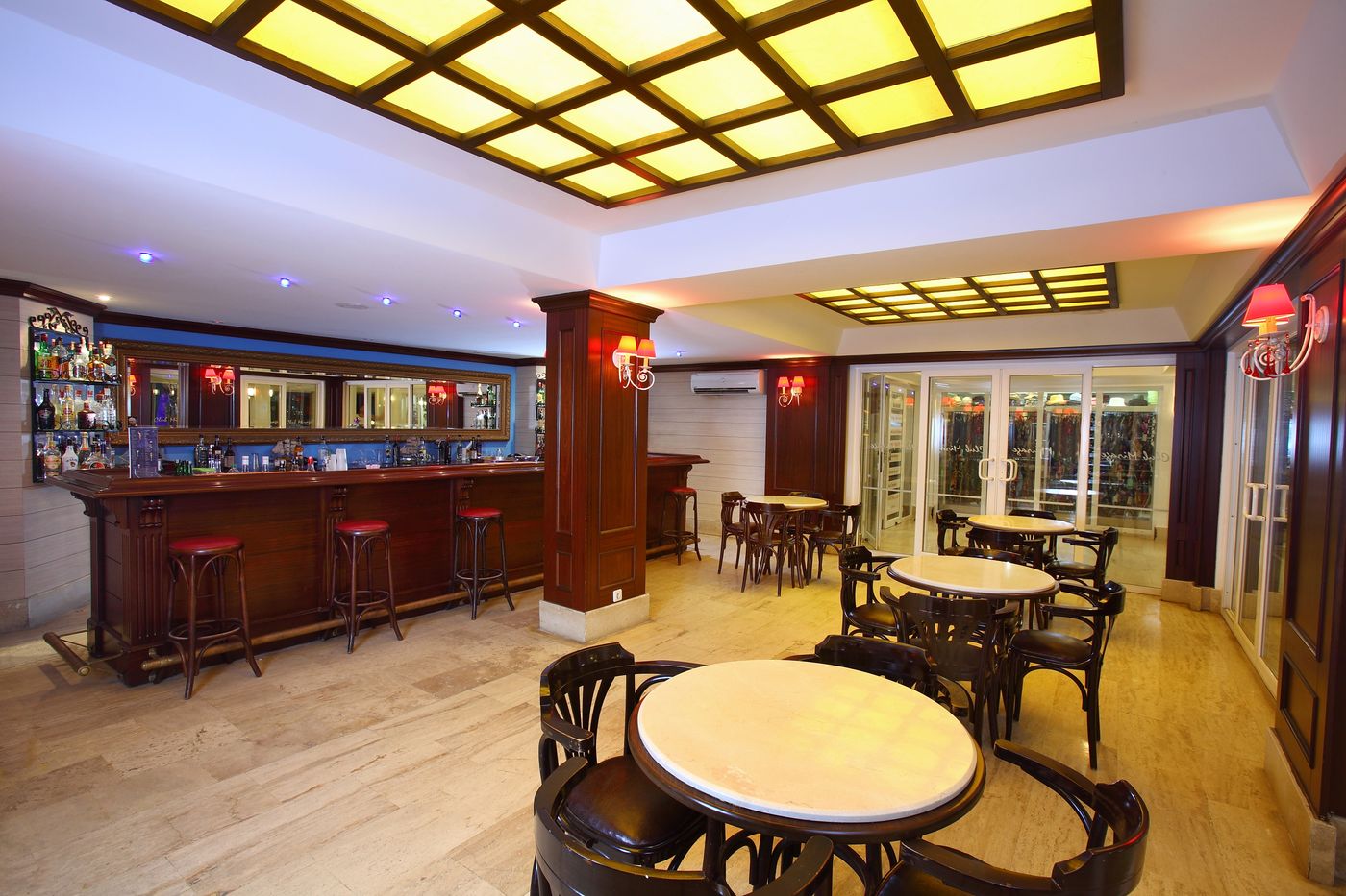 Cactus Mirage Family Club