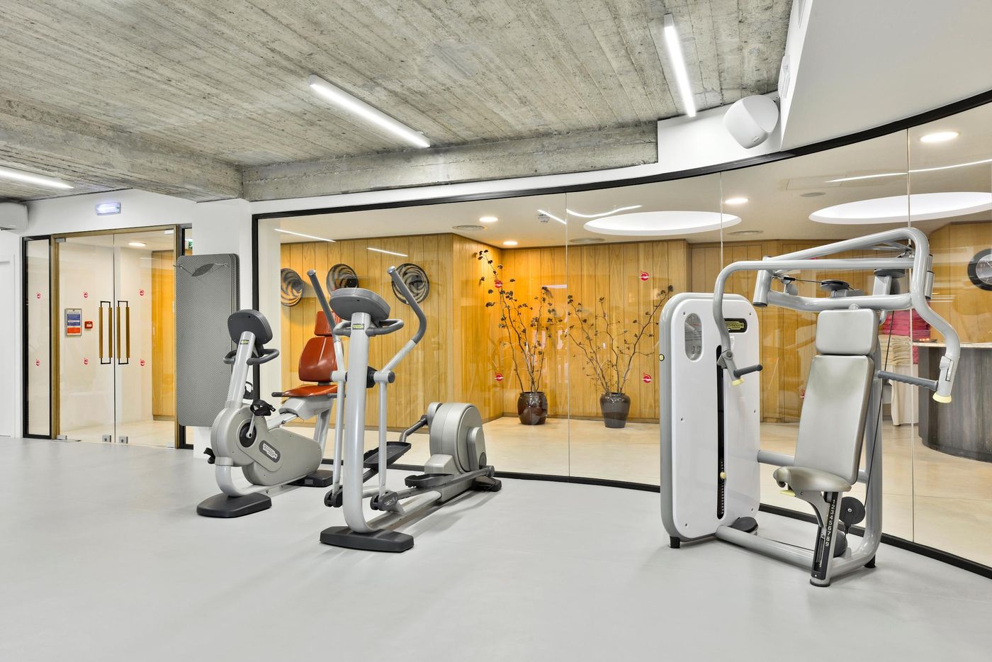 Napa-Mermaid-Hotel-Sports-and-Entertainment-72