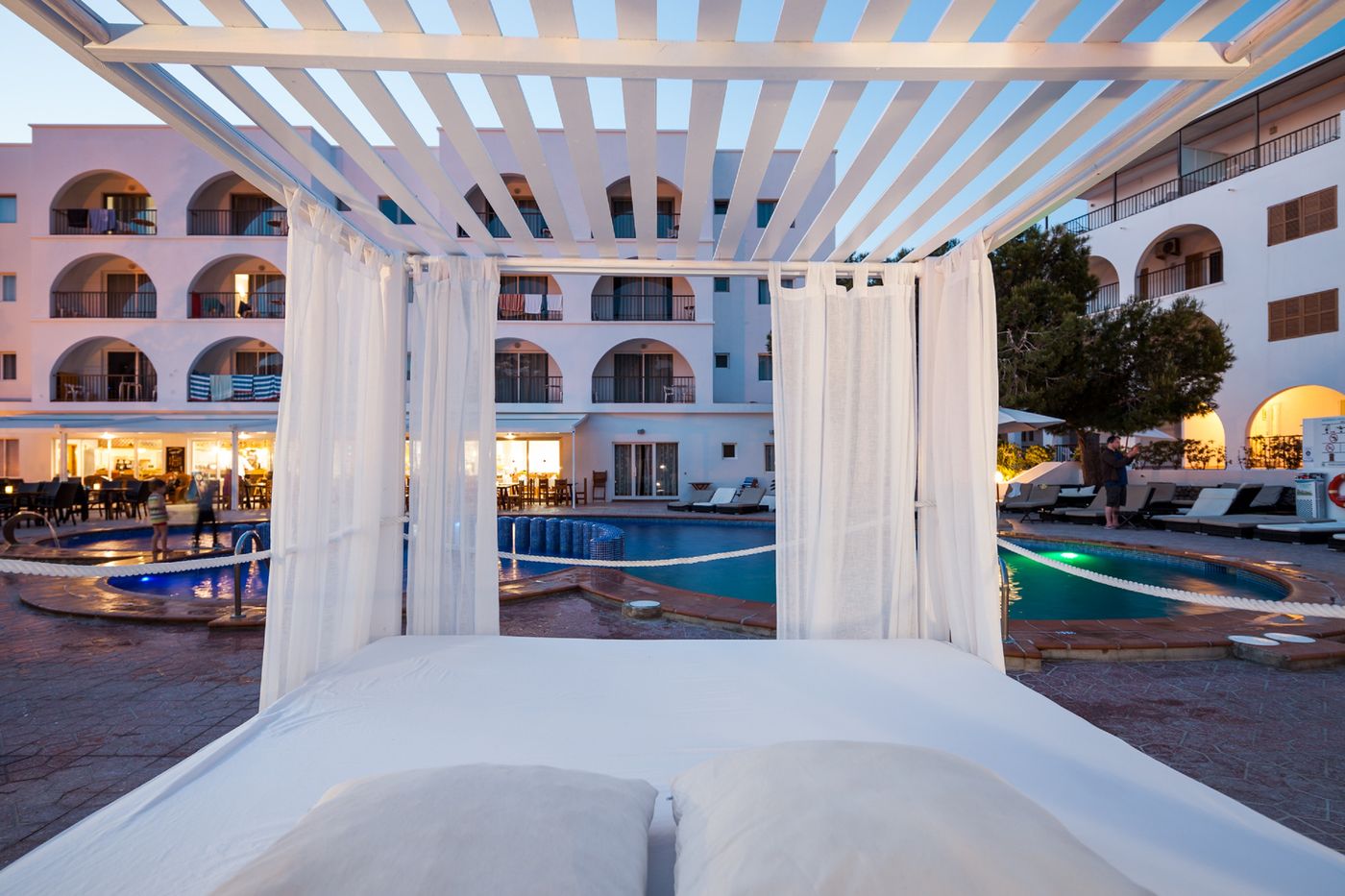 Puerto-Cala-Vadella-Pool-12