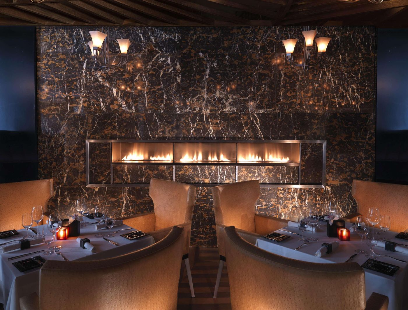 Fairmont-Bab-Al-Bahr-Restaurant-22