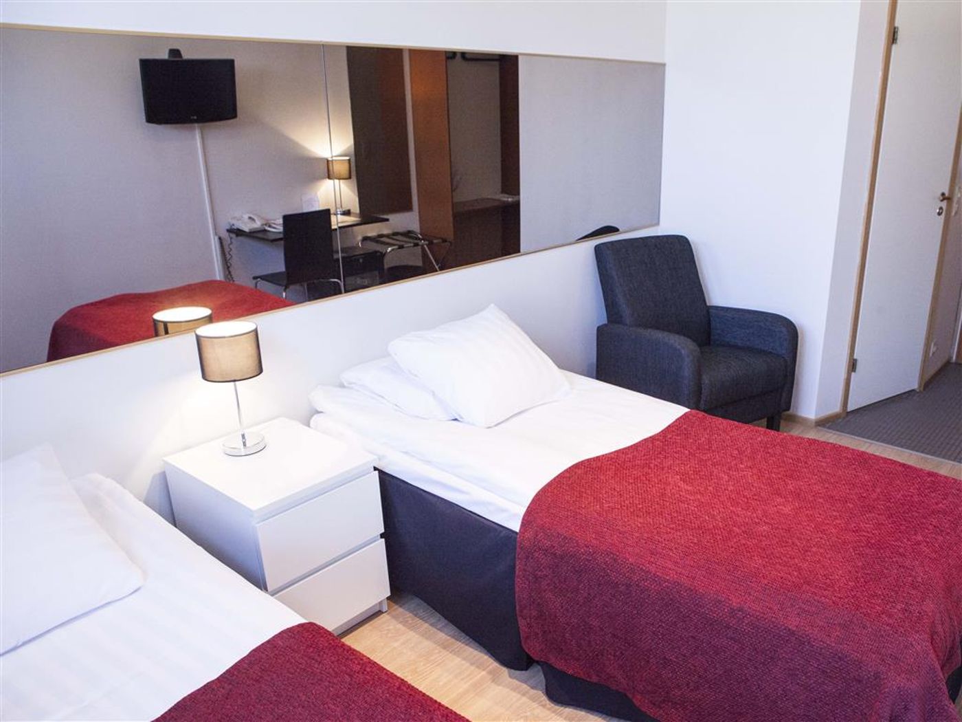 Airport Hotel Pilotti-Finland-VANTAA-Room-7