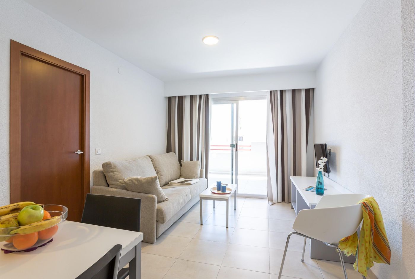 Pierre---Vacances-Benidorm-Levante-Adults-Recommended-16--Room-7