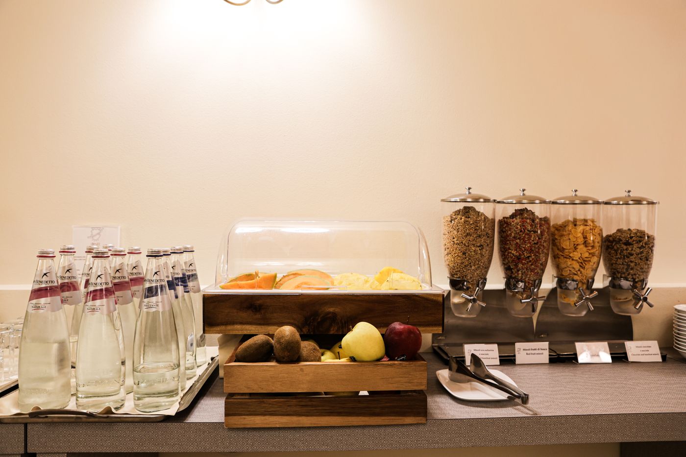 Embassy-Restaurant-57