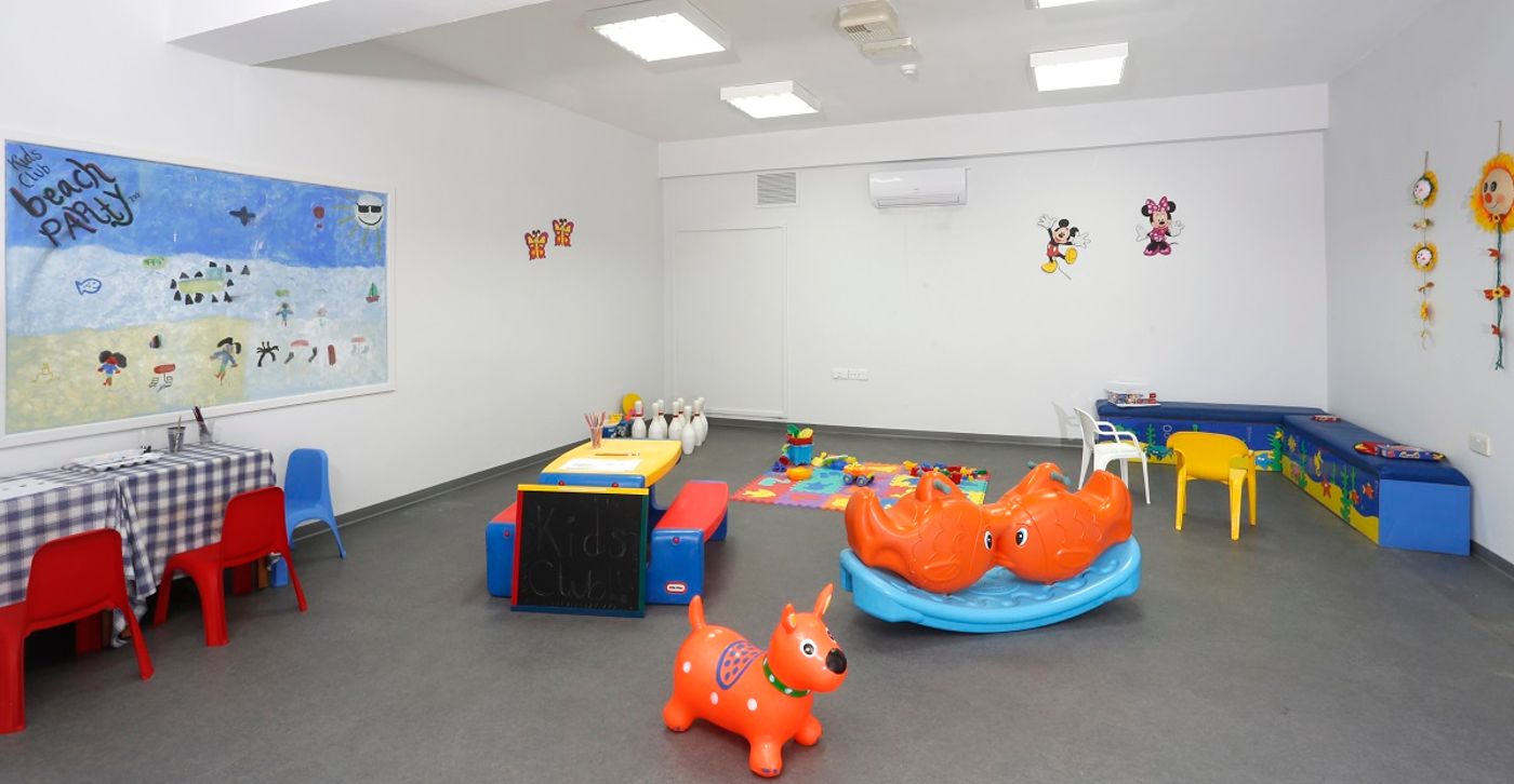 Aquasol-Holiday-Village-Sports-and-Entertainment-34