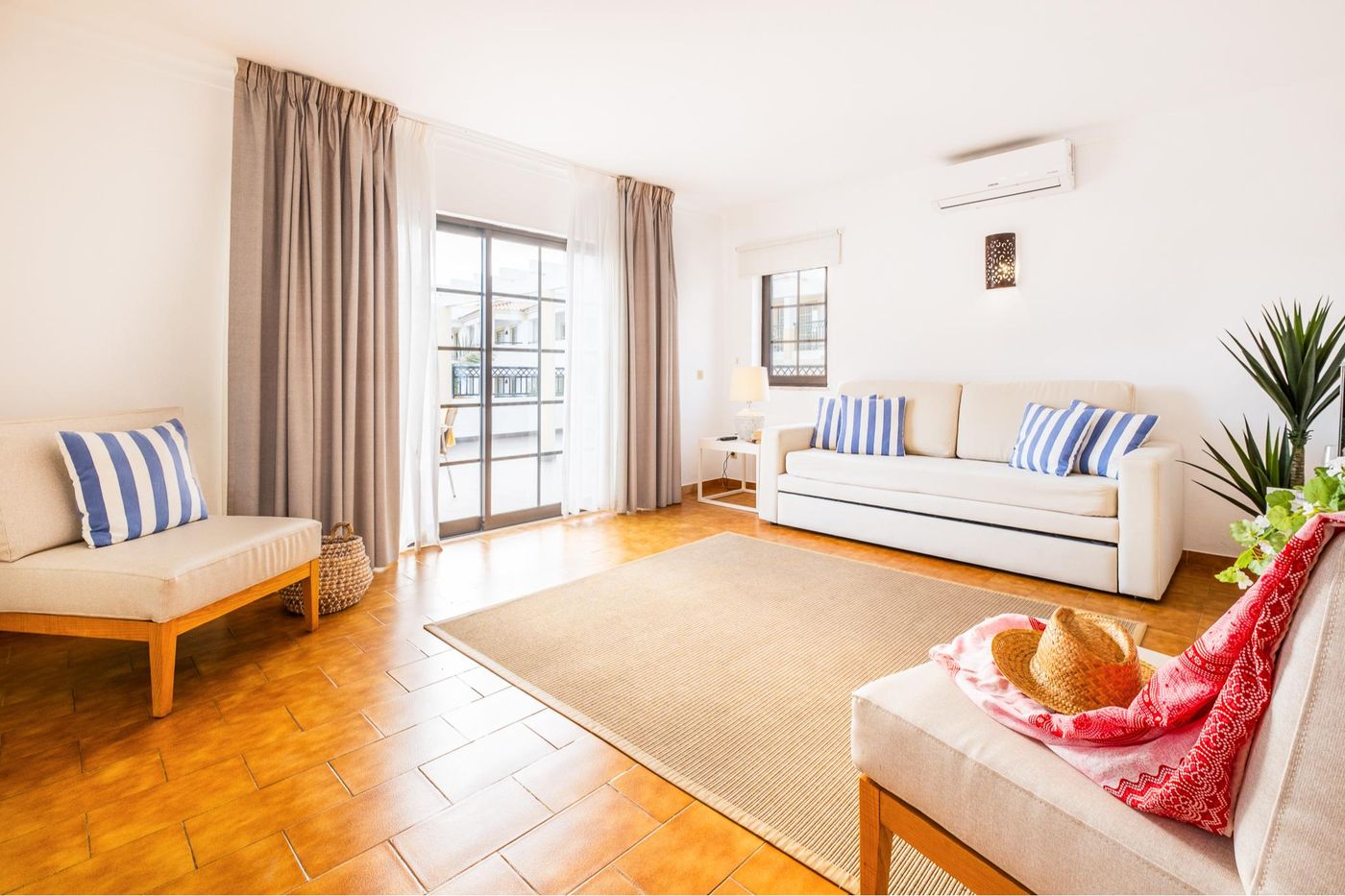 Novochoro-Apartments-Room-23