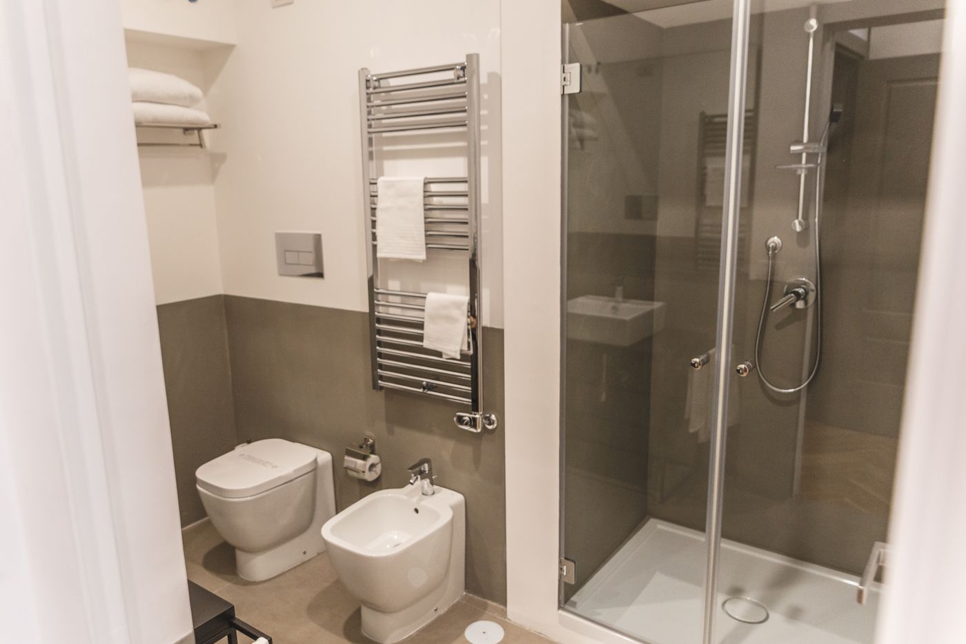 Relais Della Porta - Italy - NAPLES - Room - 9