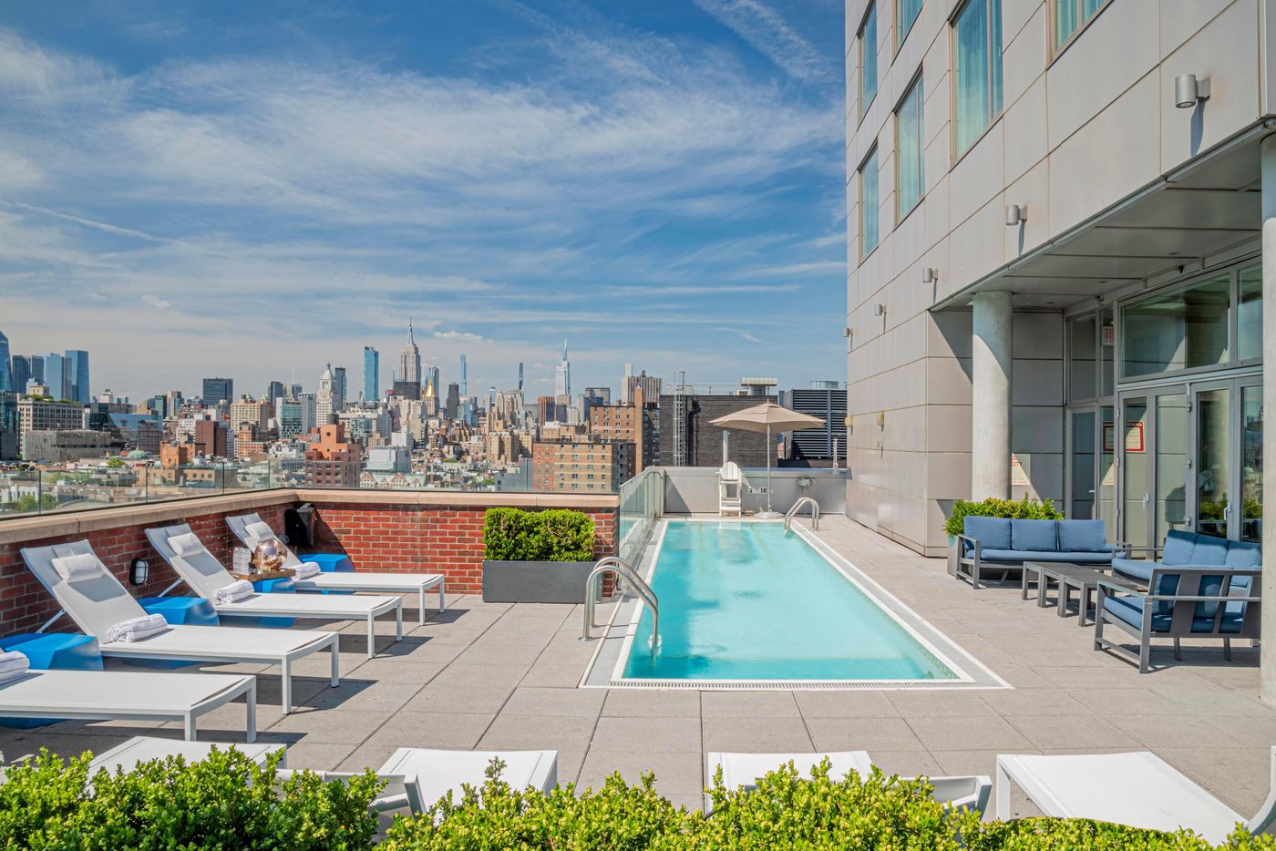 Hotel-Indigo-Lower-East-Side-New-York-Pool-63
