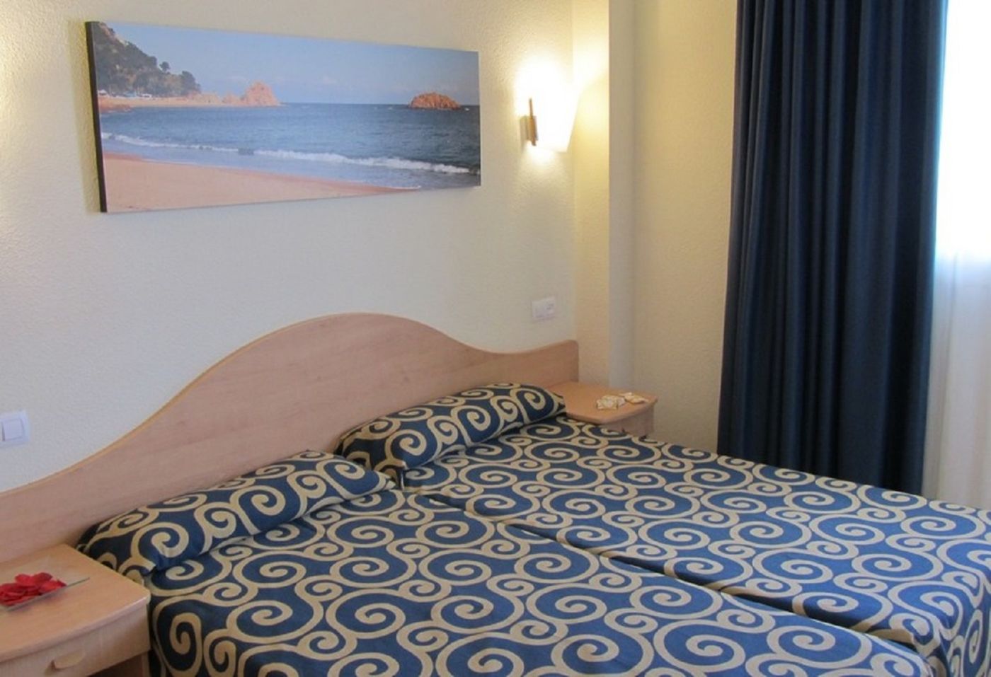 htop-Royal-Sun-Suites-Room-15