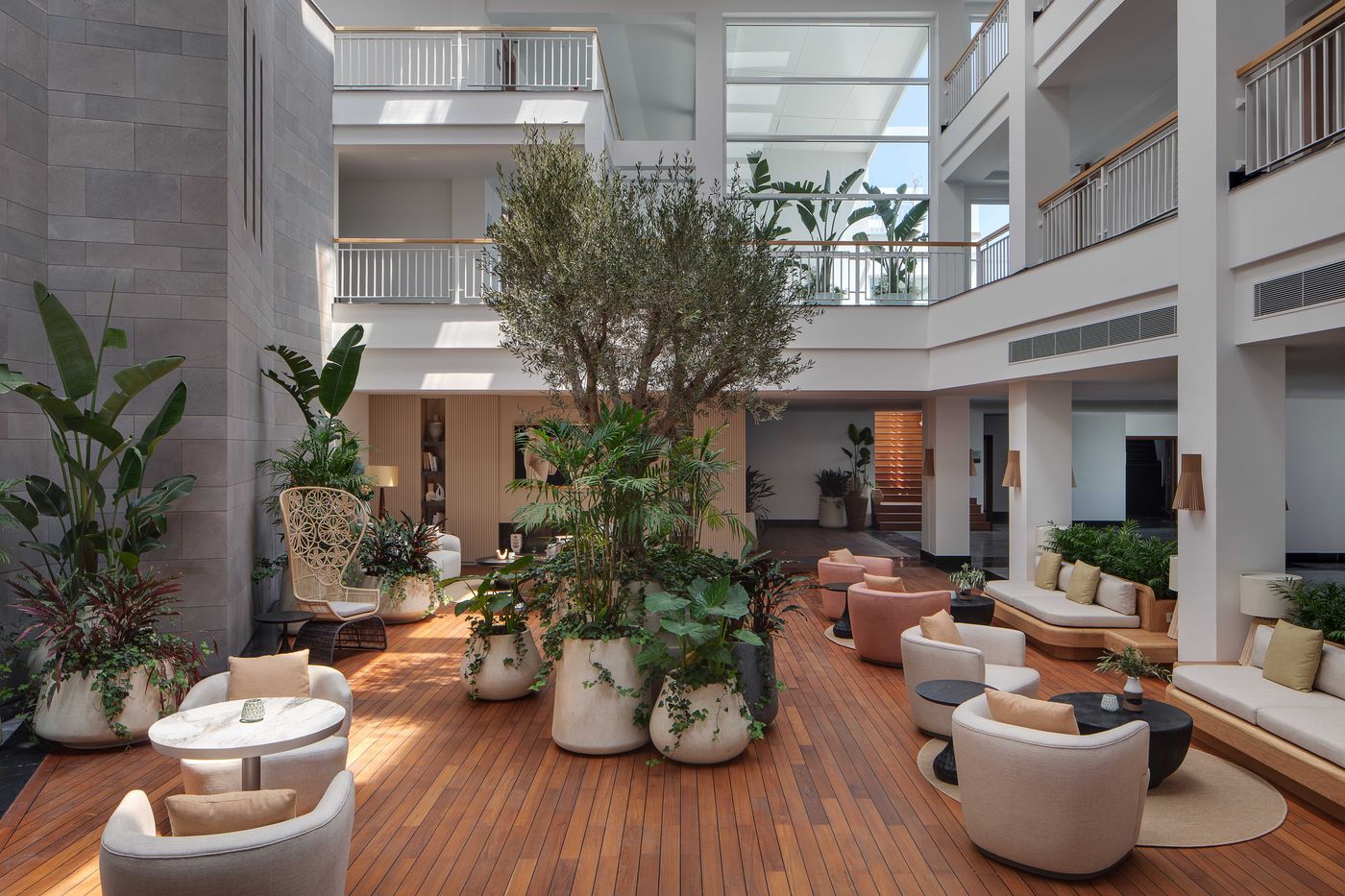 Doria-Hotel-Bodrum-Lobby-51