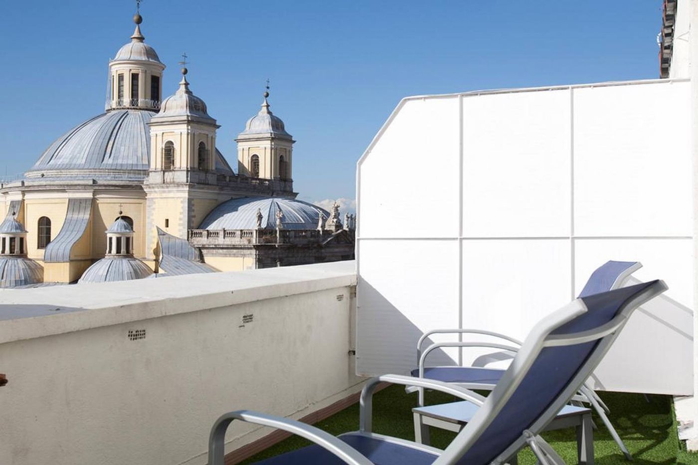 HRC-Hotel-Terrace-14