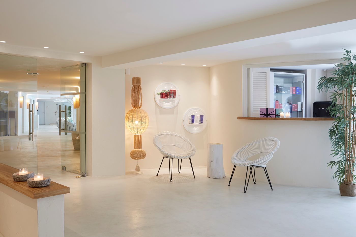 Eagles-Palace-Sports-and-Entertainment-83