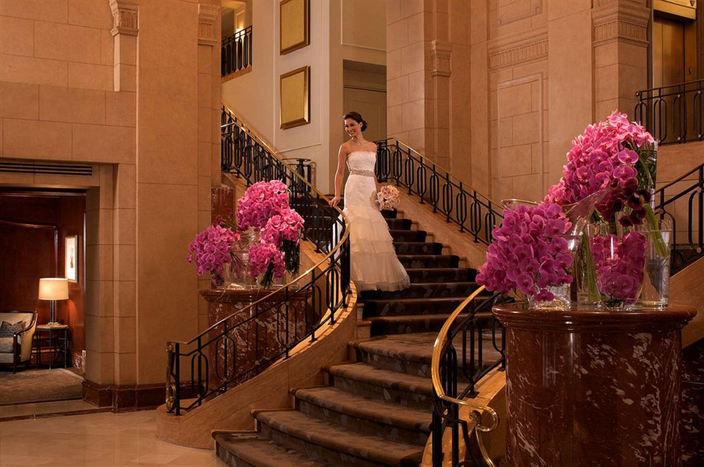 The-Peninsula-New-York-Lobby-11