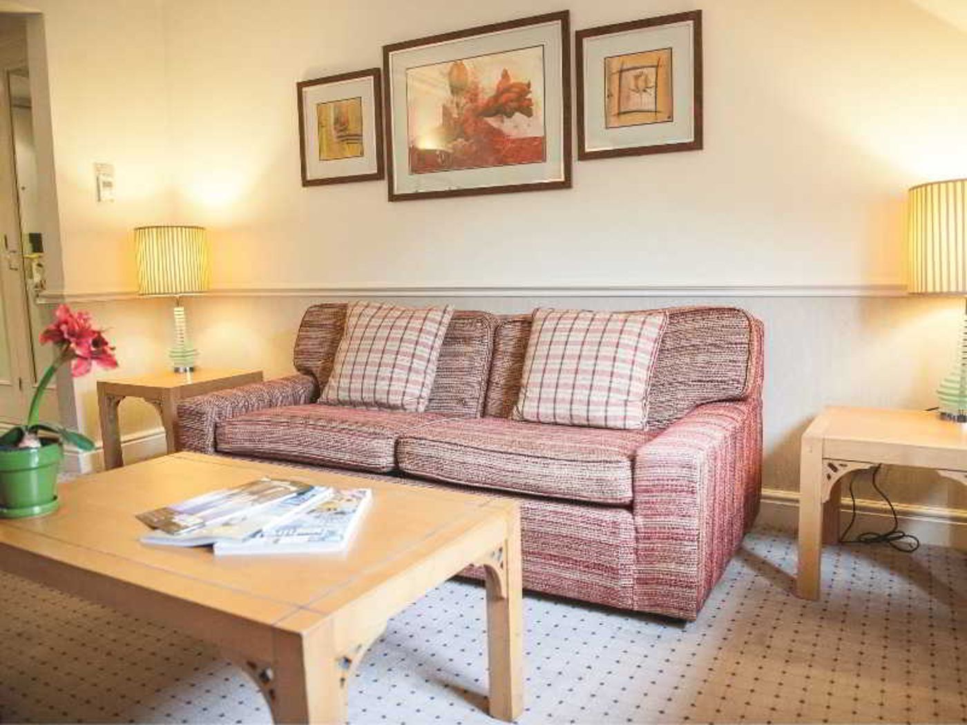 Cottons-United Kingdom-KNUTSFORD-Room-8