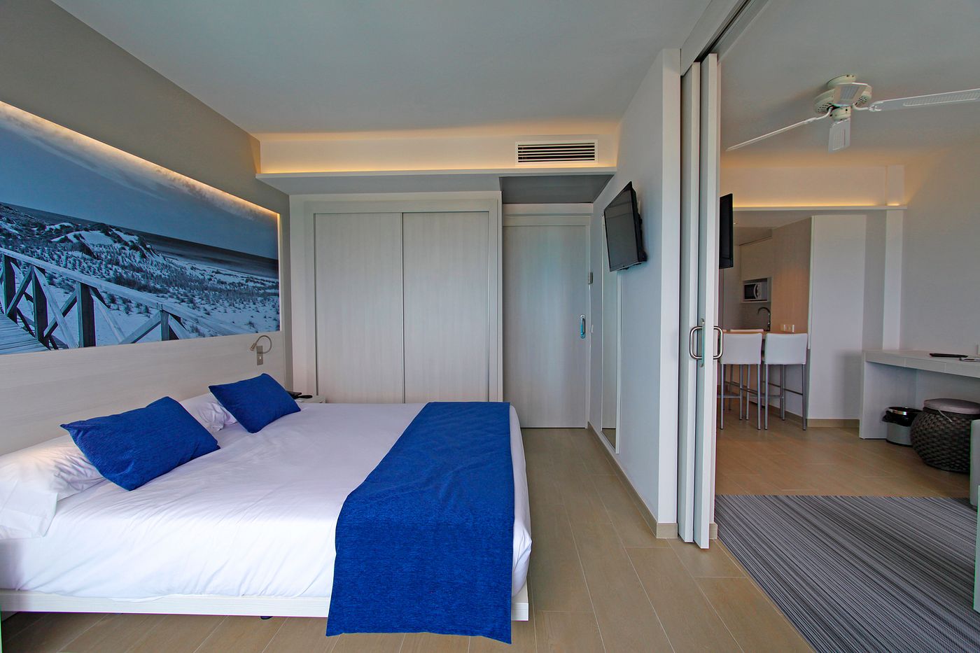 BG Tonga Tower Design Hotel & Suites