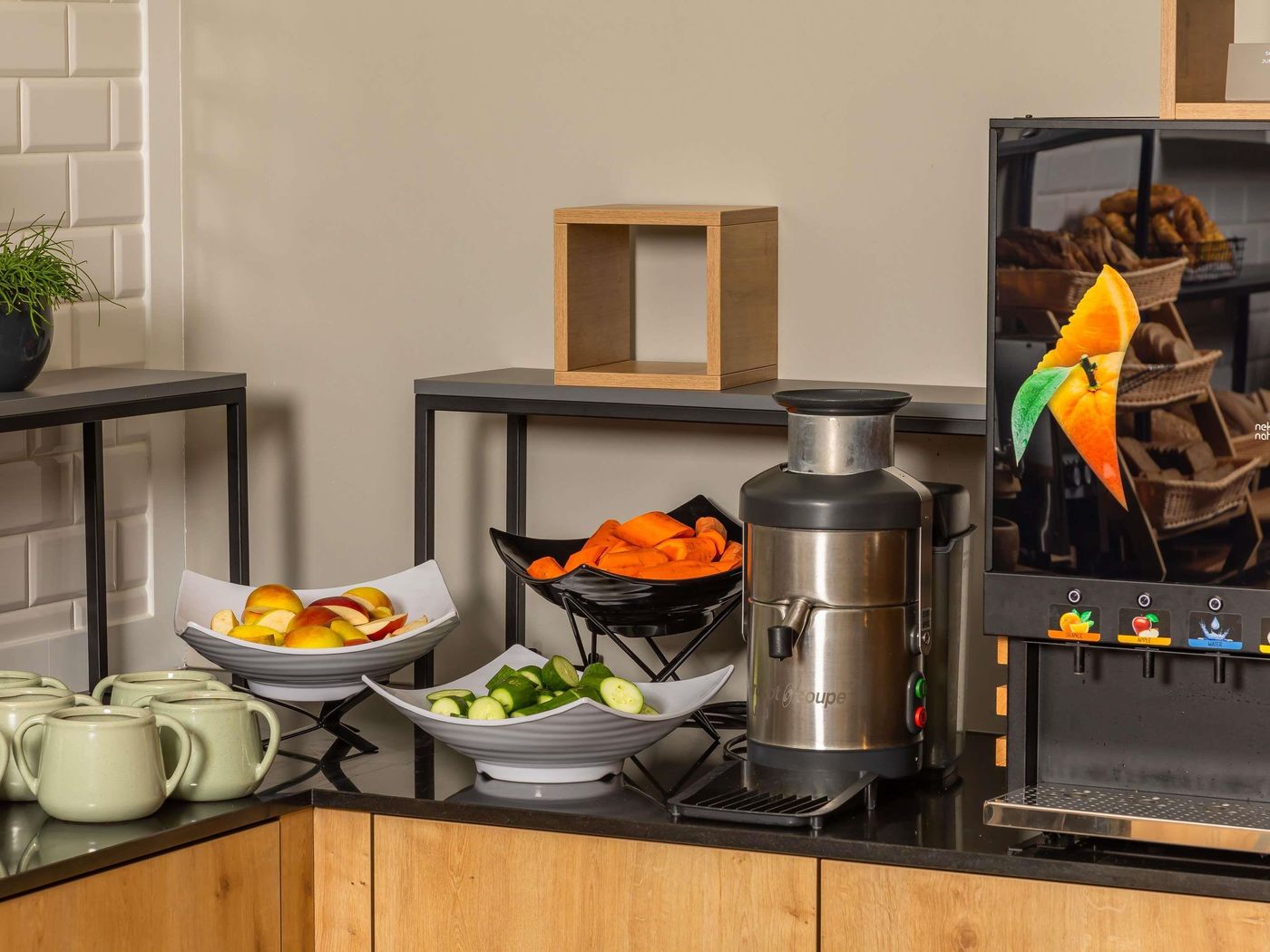 Novotel-Krakow-City-West-Restaurant-87