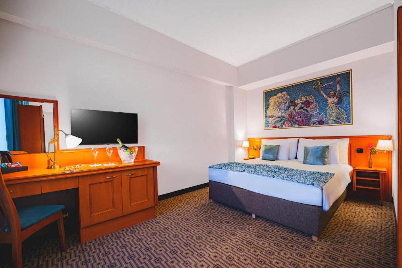 Grand-Hotel-International-Room-23