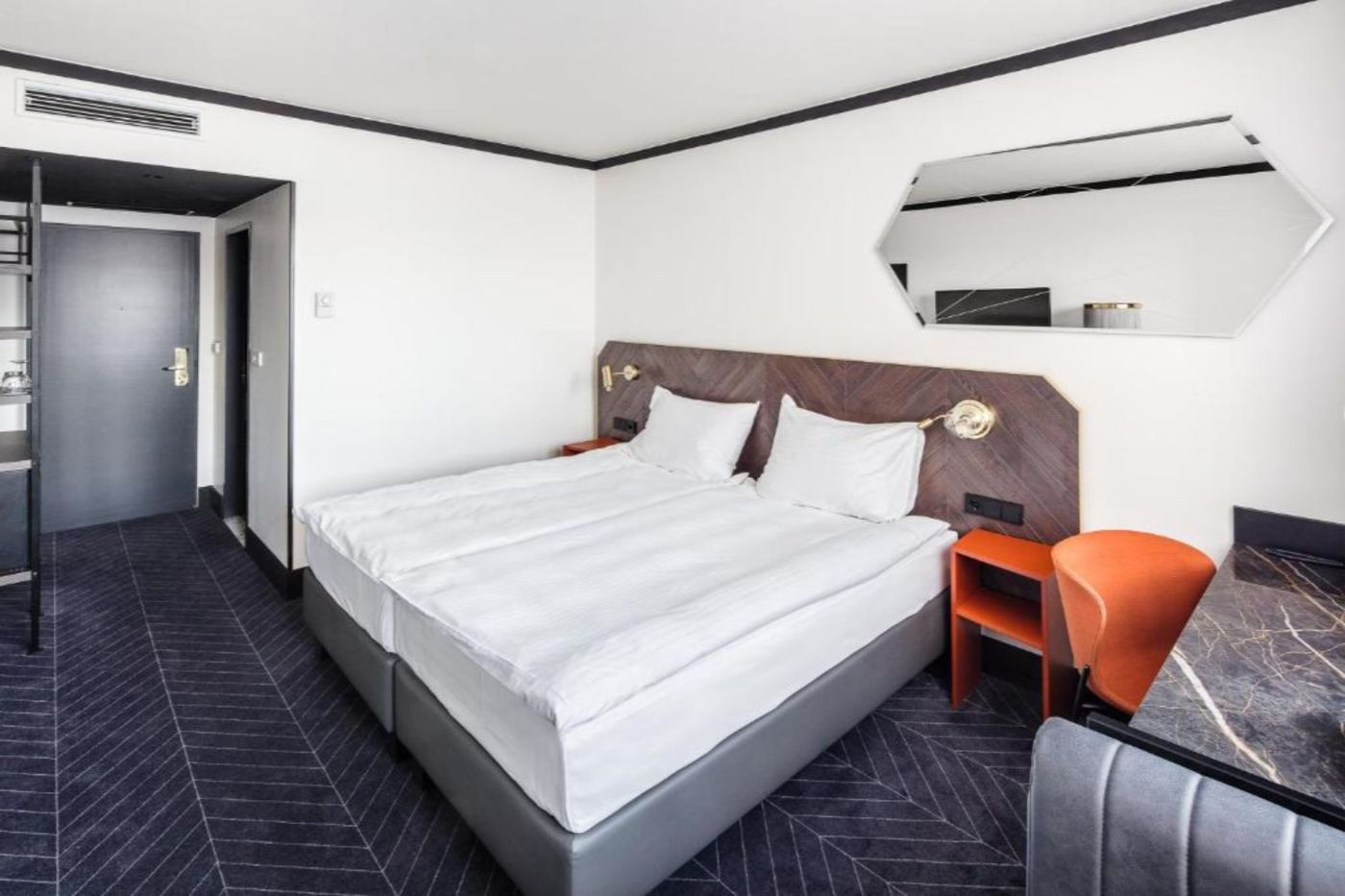 Vienna-House-by-Wyndham-Diplomat-Prague-Room-29