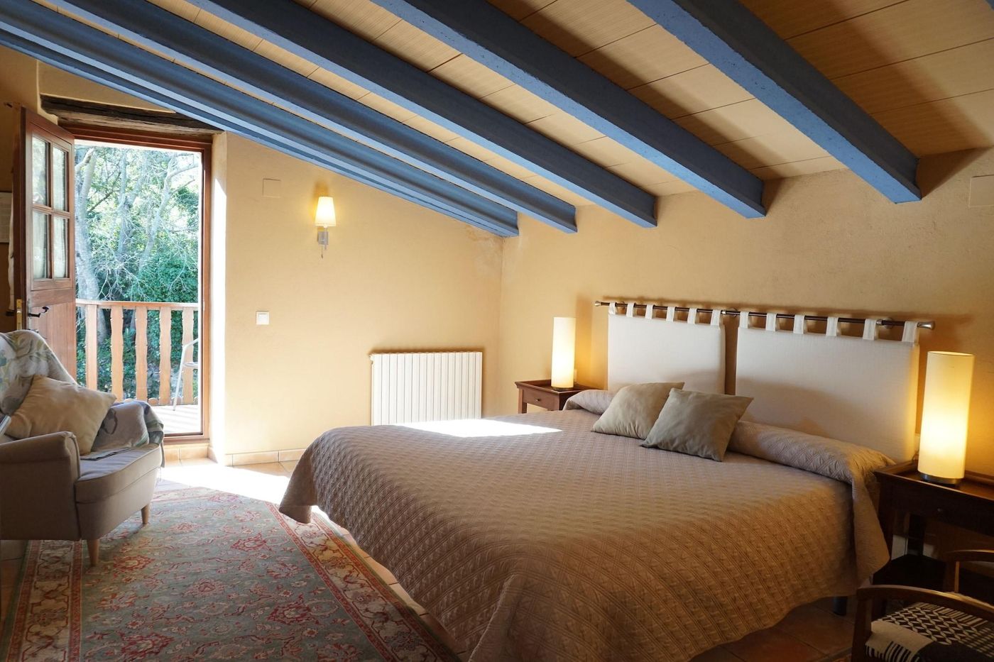 La-Sala-De-Camos-Room-28