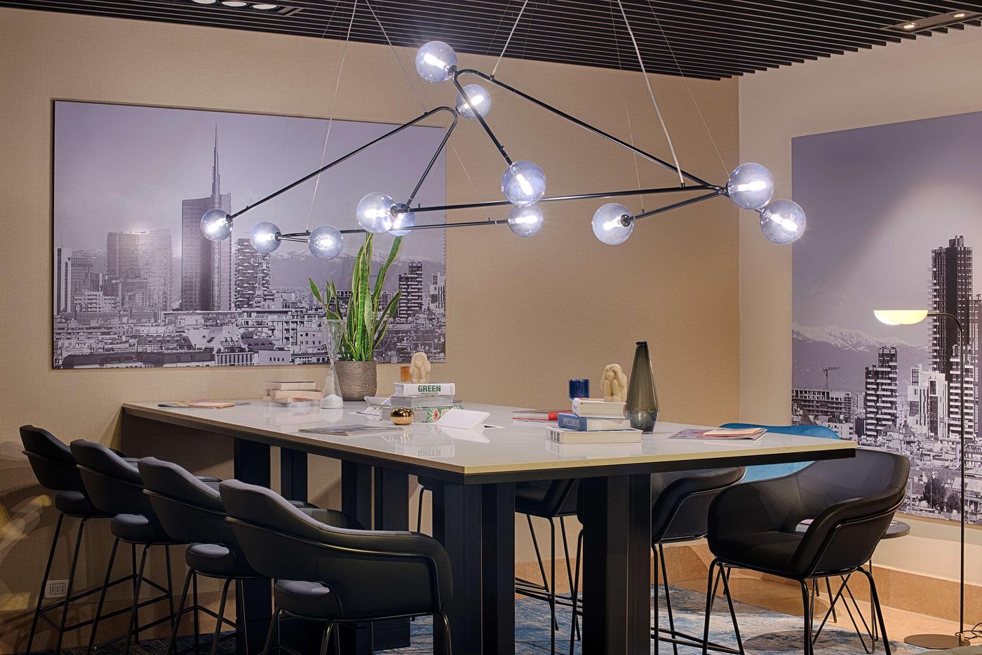 Radisson-Blu-Hotel-Lobby-18