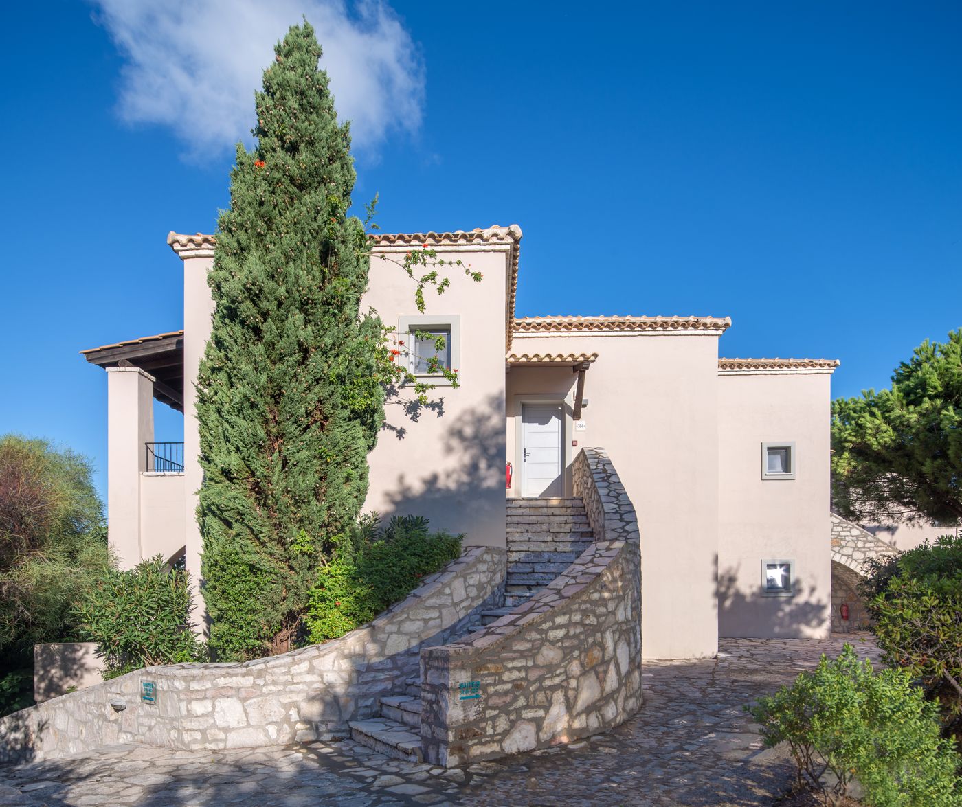 Domotel-Agios-Nikolaos-General-view-19