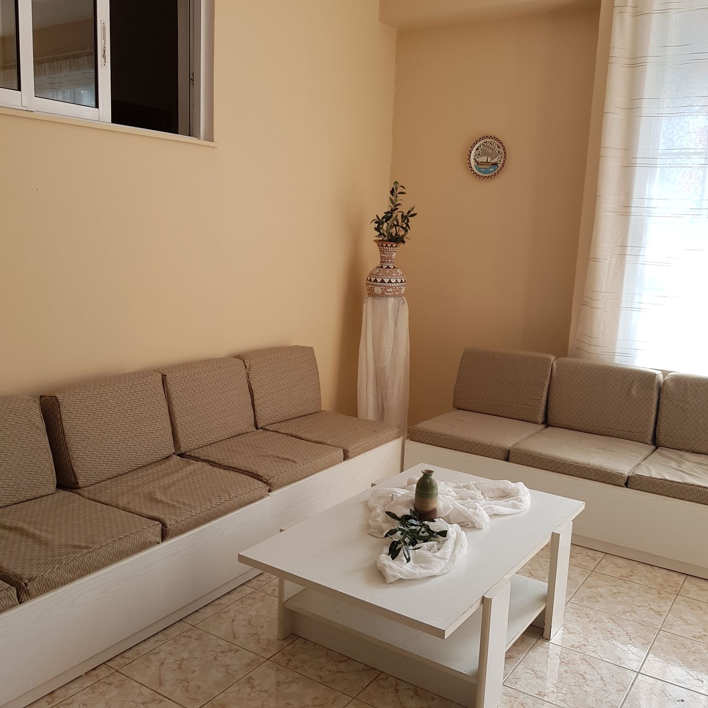 Aspro-Spiti-Lobby-24