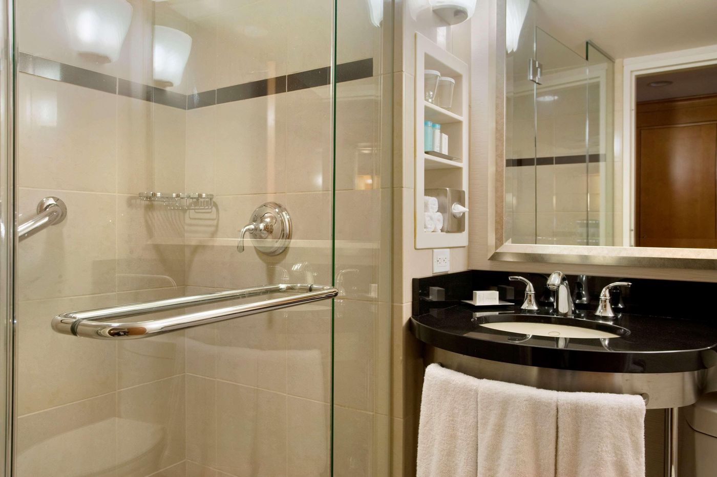 New-York-Hilton-Midtown-Room-45