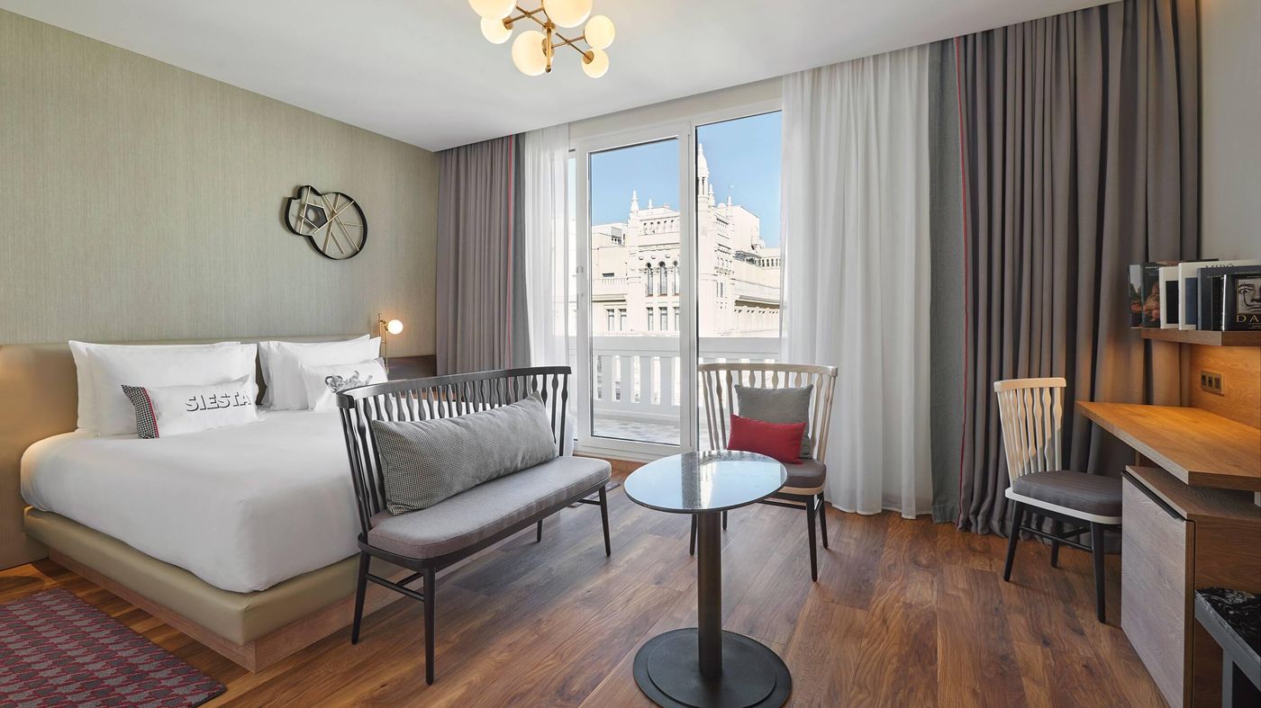 Hyatt-Centric-Gran-Via-Madrid-Room-11