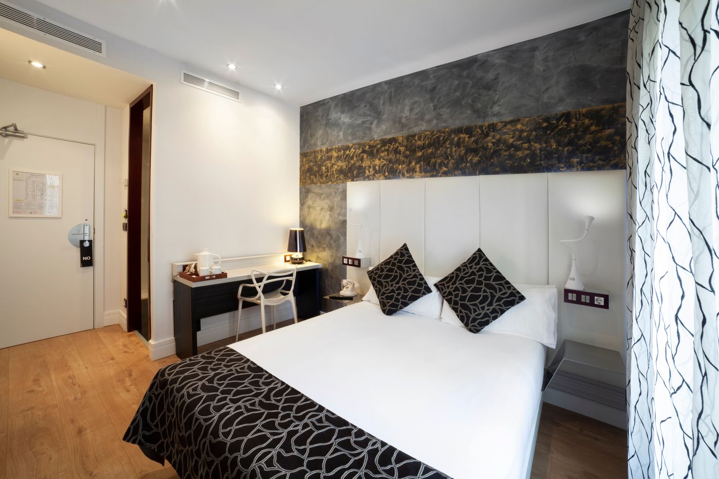 Petit-Palace-Savoy-Alfonso-XII-Room-22