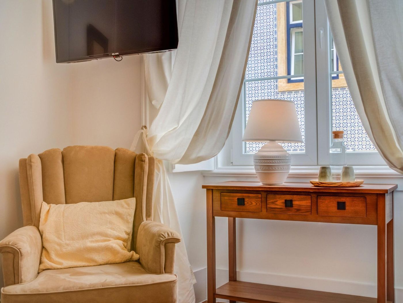 Solar-Dos-Poetas-Room-67