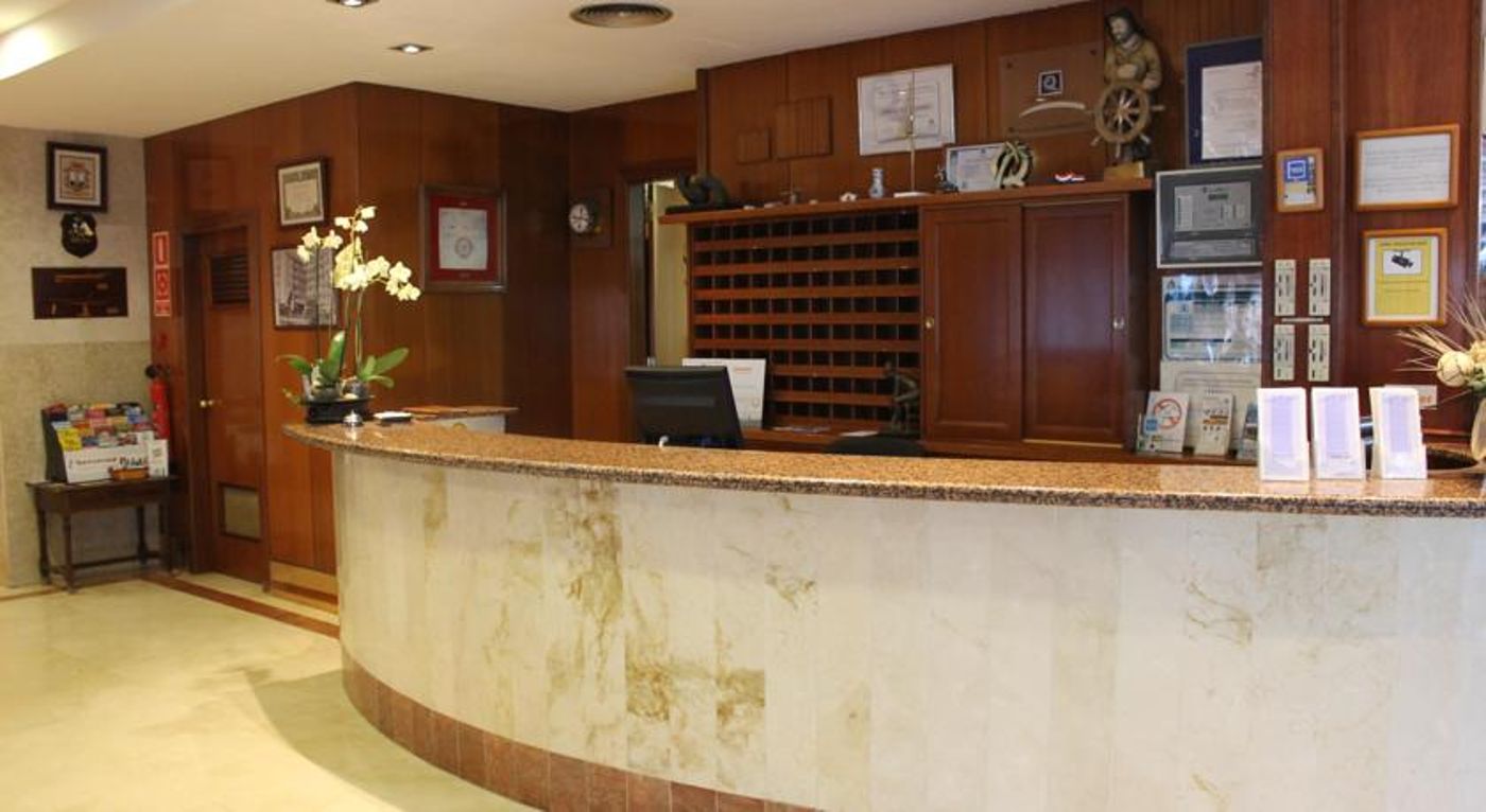 Les-Dunes-Comodoro-Lobby-11