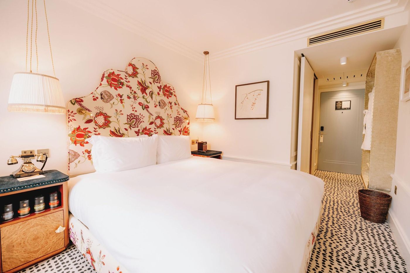 The Leinster-Ireland-Dublin-Room-8