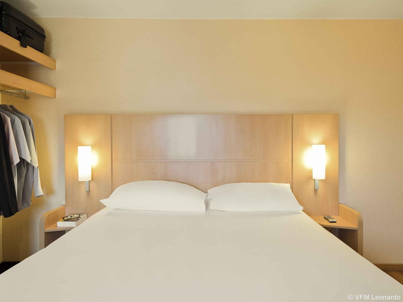 ibis-Nice-Centre-Gare-Room-38