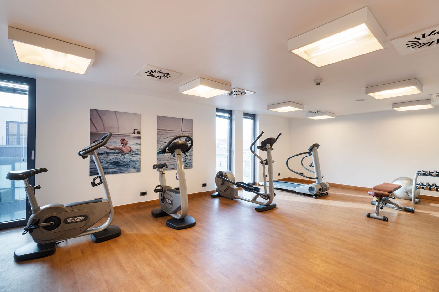 Exe-Budapest-Center-Sports-and-Entertainment-47