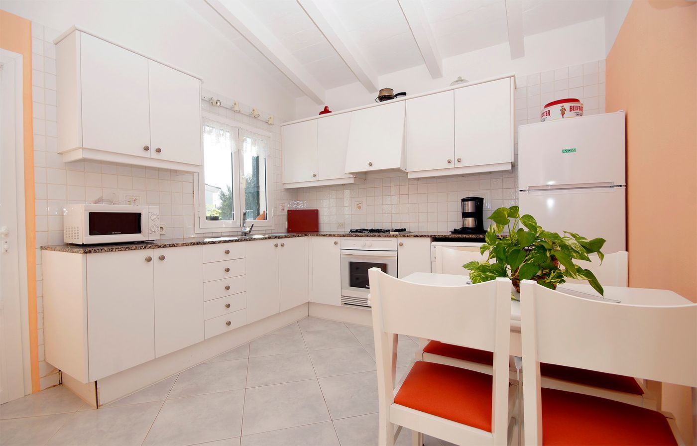 Calan Porter Playa Apartments