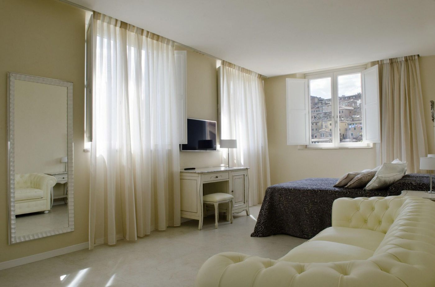 Villa-Del-Sole-Room-16