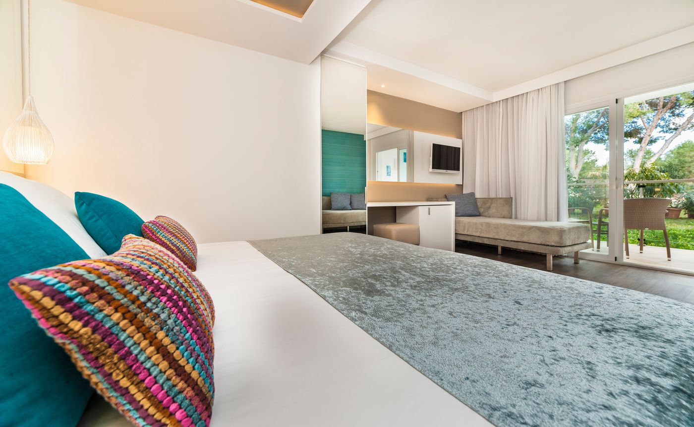 Insotel-Club-Tarida-Playa-Room-27