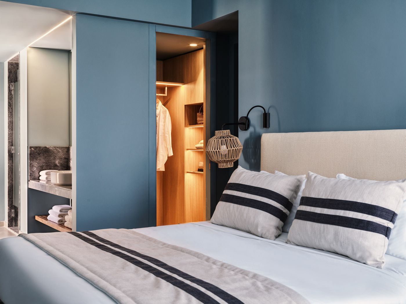 Kalamaki-Beach-Room-26