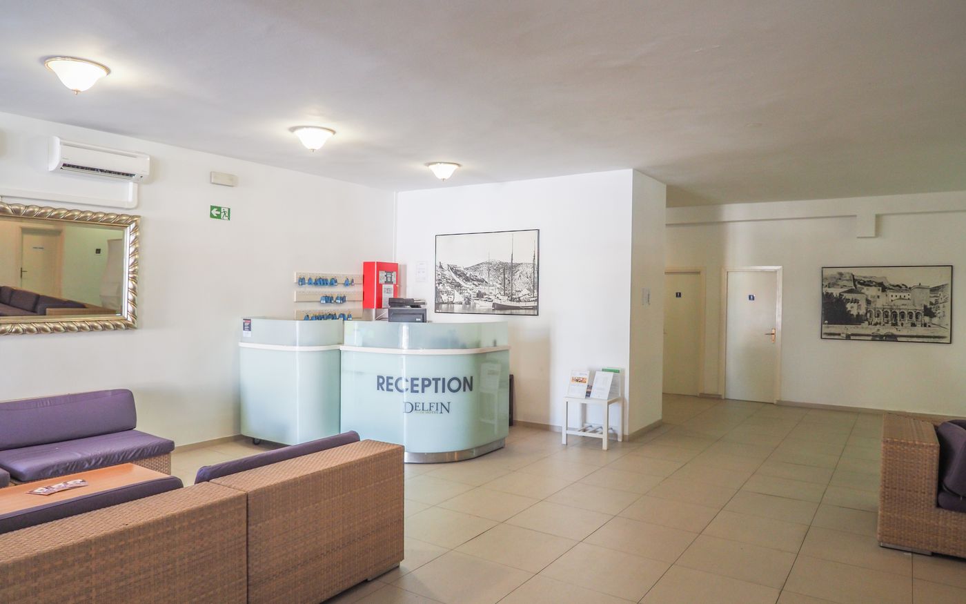 Delfin-Hvar-Lobby-17