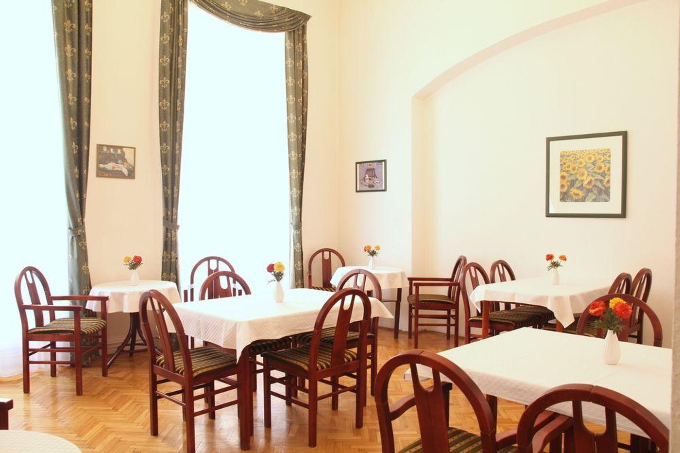 Kalvin House-Hungary-BUDAPEST -General view-5