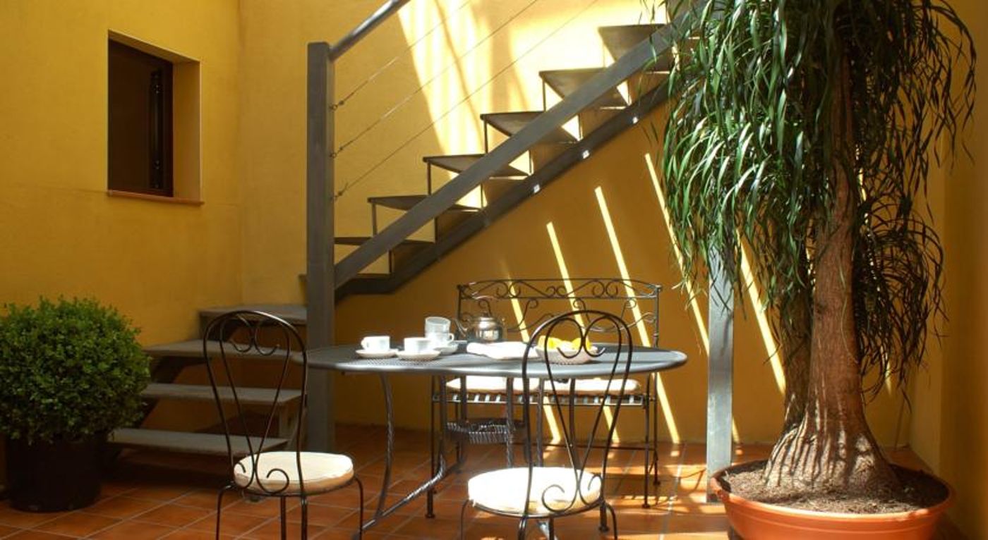 AinB Las Ramblas-Guardia Apartments