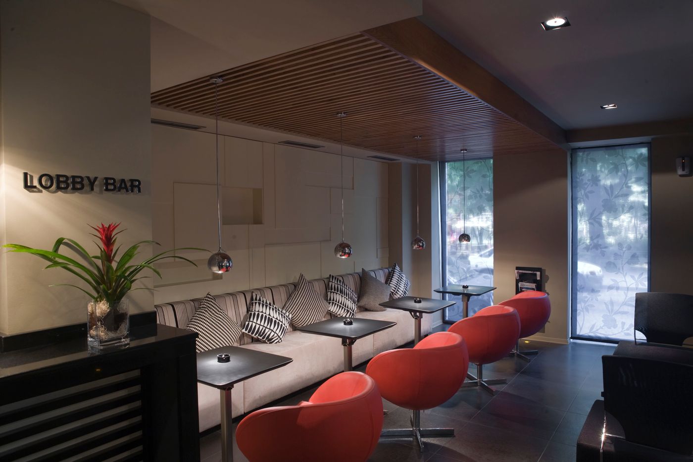 Famous-House-Lobby-1