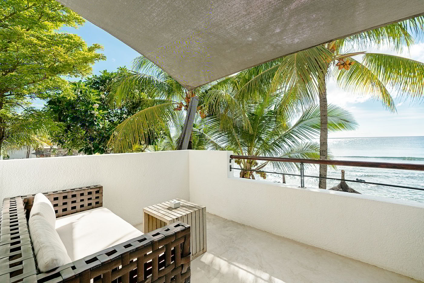 Récif Attitude - Adults Only